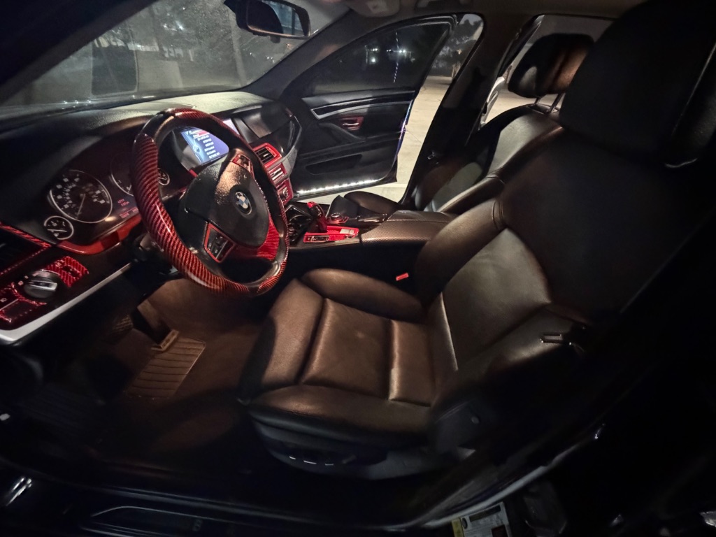 2013 BMW 5 Series 528i - Photo 19